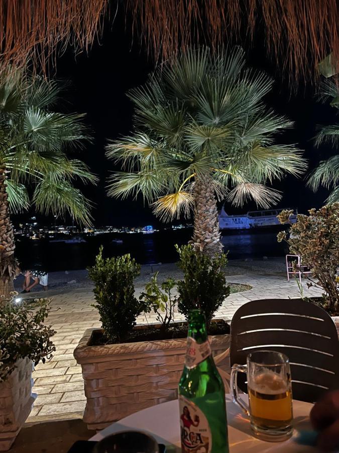 Riviera Rooms Саранда Екстер'єр фото