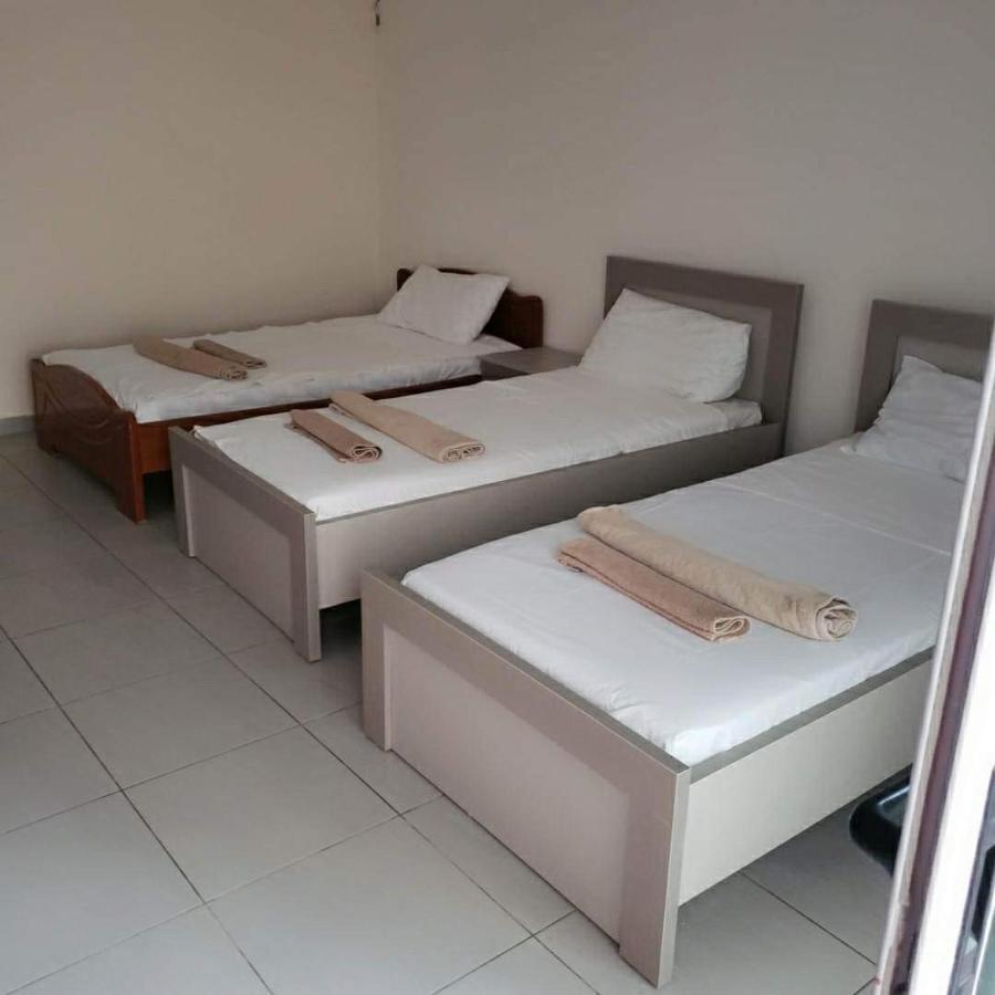 Riviera Rooms Саранда Екстер'єр фото