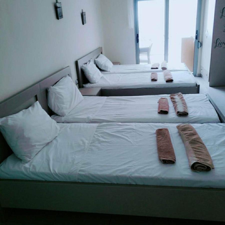 Riviera Rooms Саранда Екстер'єр фото